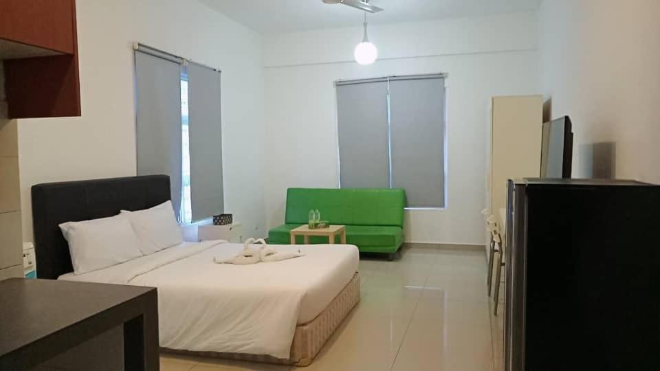 Maytower Service - Masjid India Apartemen *